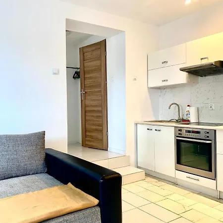 Familly Apartament 2 *